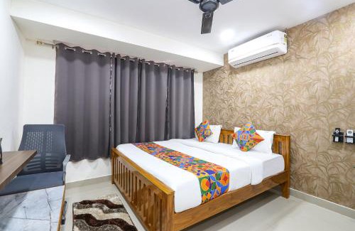 Hyderabad Hotel | FabHotel VGR Comforts - Nr Khairtabad Metro Station