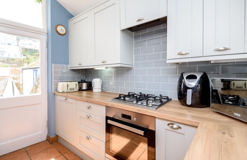 Chapel Ground House | Fabulous family home with spacious garden and wifi