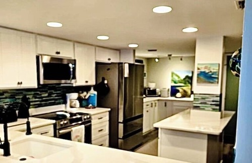 Port Richey Condo | Fabulous Gulf view extended stay property offers gym, pool, clubhouse and more!