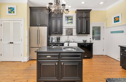 East Beach House | Fabulous Large Luxury Home with Pool and Multitude of Gathering Places! Handicap Friendly