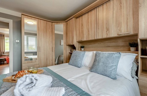 Ciliau-Aeron Cottage | Fabulous large detached bungalow just 4 miles from the lovely town of Aberaeron.