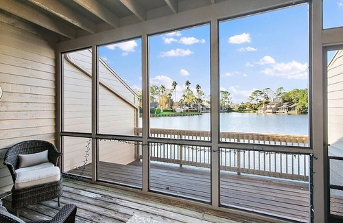 Sawgrass Condo | Fabulous newly renovated 2/2.5 Fisherman's Cove Townhouse