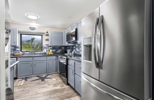 Kailua-Kona Condo | Fabulous Oceanfront Two Bedroom w/Huge Lanai & Central A/C!