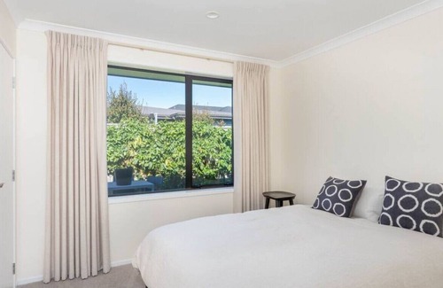 Wharewaka House | Fabulous on Facilita