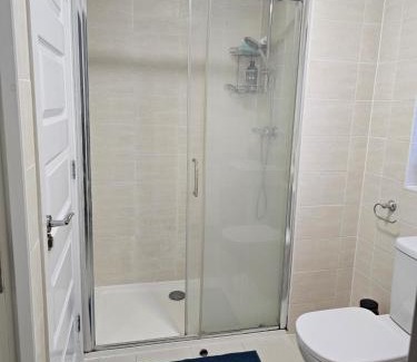 Dartford House | Fabulous Room in Dartford R1