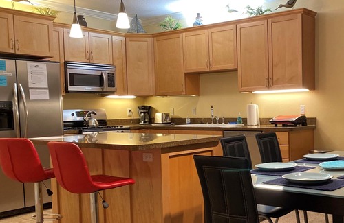 Lincoln City Condo | Fabulous views from this oceanfront condo with close access to beach