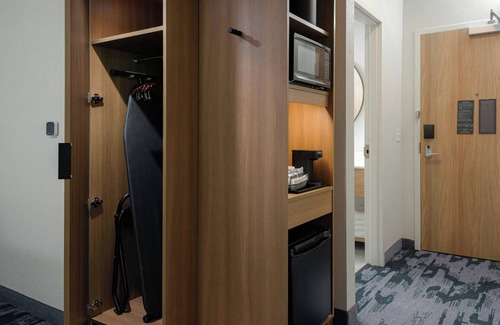 Oakley Hotel | Fairfield By Marriott Inn & Suites Cincinnati Oakley