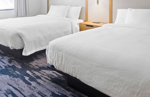 Pacific Beach Hotel | Fairfield Inn & Suites by Marriott San Diego Pacific Beach