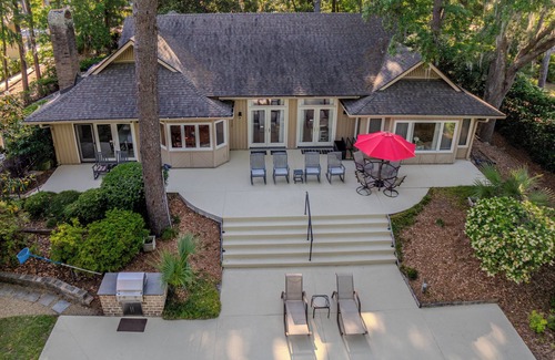 Sea Pines House | Fairway to Heaven! Sea Pines Home with Pool and Golf Course