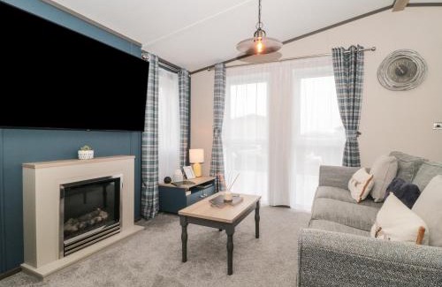 Burnham-on-Sea House | Fairways 4 - Sunny Meadows