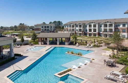 Katy Apartment | Falcon 1BD 6 - One Bedroom Apartment, Sleeps 2