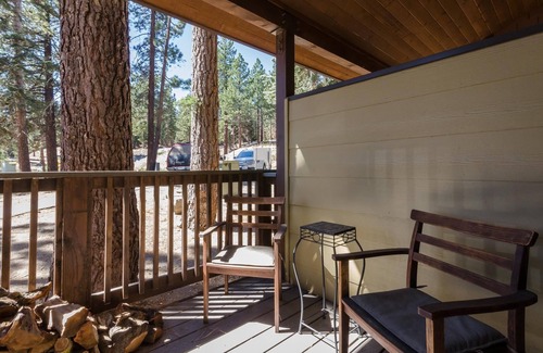 Mammoth Lakes Condo | Fall colors starting - 1 bedroom at the village