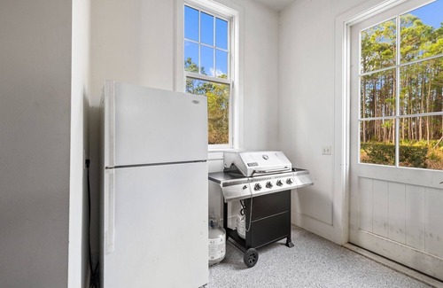 Gulf District House | Fall Dates Available! Gulf Views! WaterColor Beach Club Access! Steps to the Beach! Bikes!