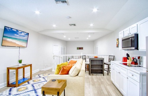 San Jose House | Fall Deal! Glam It Up Studio~5m Charming San Marco~Sleeps 3
