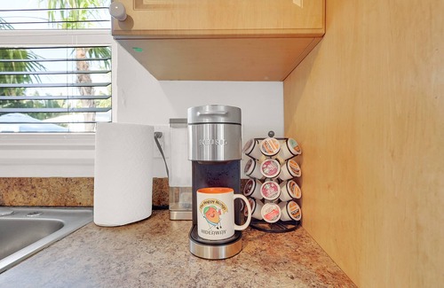 Delray Beach Cottage | Fall Getaway - Private Pool & New Bathroom - Limited Time October Rates