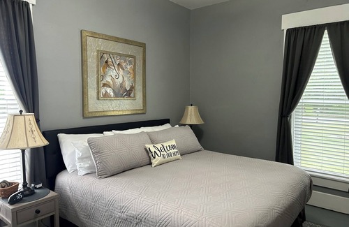 Maxwell Other | Fall Getaway & Relax! Beautiful updated spacious rural Farmhouse-close to I69