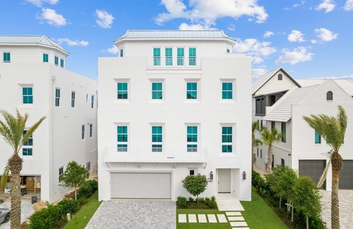 Rosemary Beach House | Fall Getaways Available! Private Pool! 9 Adult Bikes! Elevator!