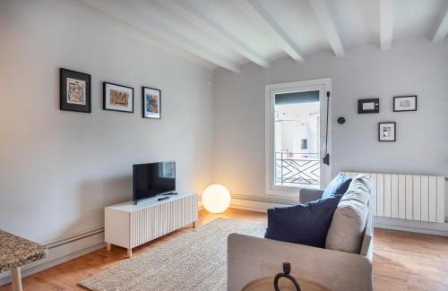L'Antiga Esquerra de l'Eixample Apartment | Fall in love with BCN in the best location