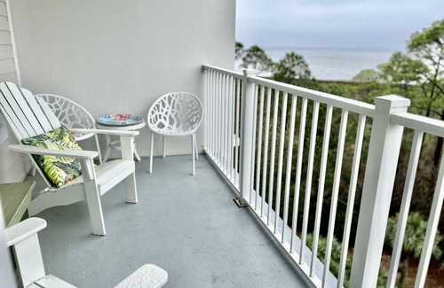 Baytowne Wharf Condo | Fall & Winter Rates, Spectacular bay view, Baytowne Fun & free shuttle