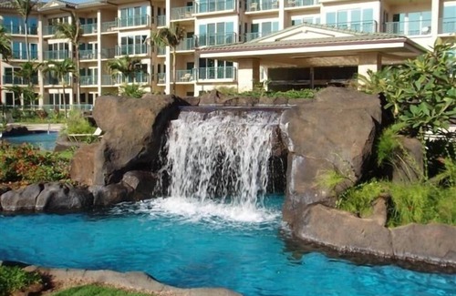 Wailua Condo | Fall & Winter Specials!, Weekly Disc. 5 star Reviews! F403 Top Floor 2 BR/3 BA