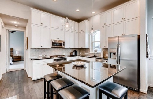 Tobin Hill House | Fam Friendly 5 BDRM Home Blocks to Pearl, Riverwalk, and Convention Center!