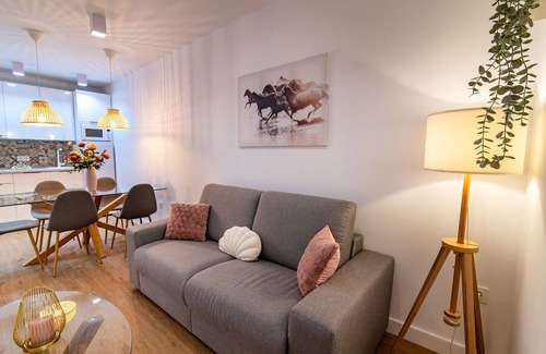 Valdepenas Apartment | Familiar Suite - MQ Suites Veronica
