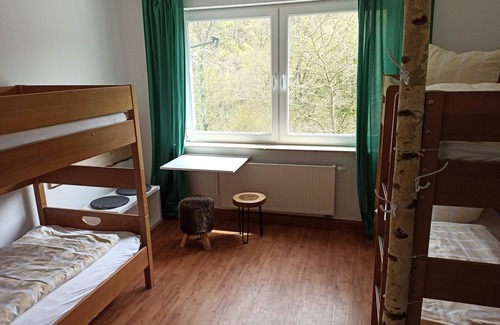 Olpe House | Familienzimmer "erde"