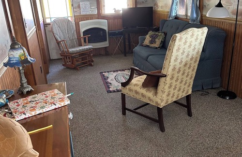 Valois Cottage | Family Cottage Get-away In The Heart Of Seneca Lake Wine Country - Pet Friendly
