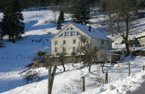 Travexin Apartment | Family cottage in Cornimont with WiFi and parking