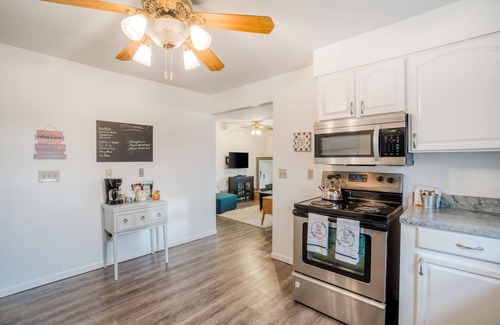 Falmouth Cottage | Family Cottage on the Licking River - Sleeps up to 10