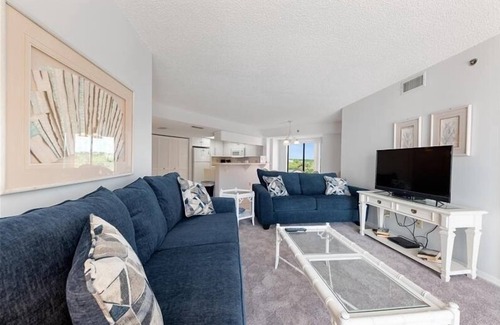 Indian Shores Condo | Family Favorite Location & Stunning Sunset views of the Gulf of Mexico ~ BP201