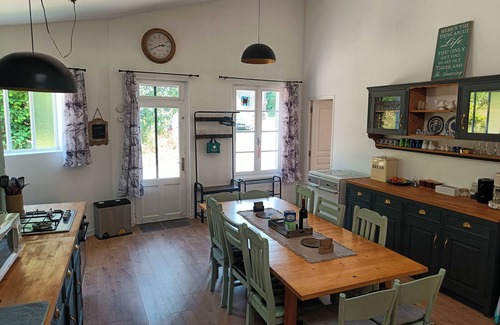Vernoux-en-Gatine House | Family-friendly 3 bedroom home in the countryside!