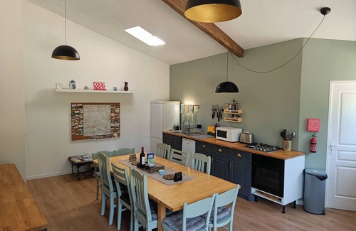 Vernoux-en-Gatine House | Family-friendly 3 bedroom home in the countryside!