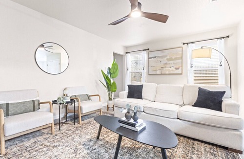 West Arlington Apartment | Family-Friendly 3-BR, 10 Min from AT&T Stadium