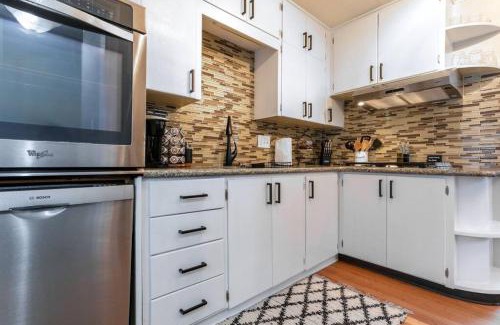 Coeur d'Alene House | Family Friendly 4BR Home Near Lake CDA Walk to Downtown