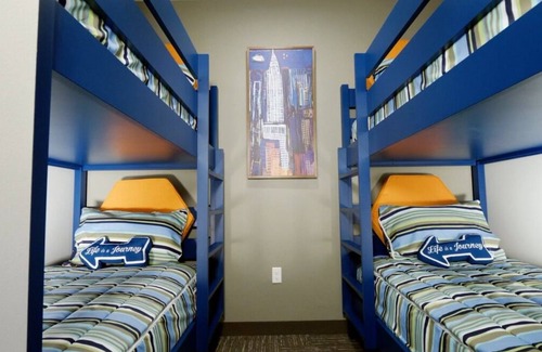 Circleville Resort | Family-Friendly Adventure Resort w/Indoor Water Fun! 2 Big Rooms! Free Parking!