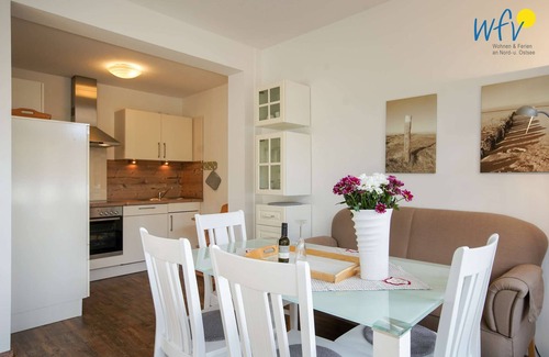 Borkum Apartment | Family-friendly apartment with balcony!