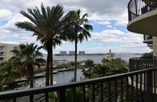 Orange Beach Condo | Family friendly, clean two bedroom condo. Balcony overlooks Lazy River.