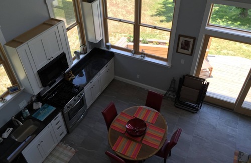 Tilghman Cottage | Family Friendly Cottage - Waterfront. Spectacular Sunsets over Chesapeake Bay