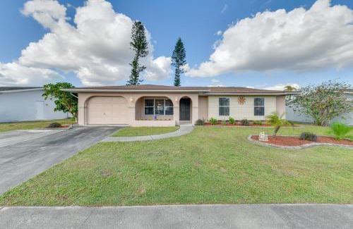 North Port House | Family Friendly! Games! Waterfront North Port Home