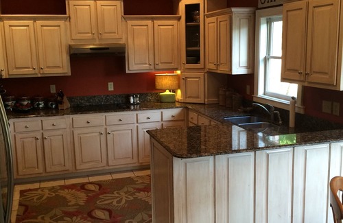 Country Club House | Family friendly home on the golf course, 2.5 miles to Oxford Square