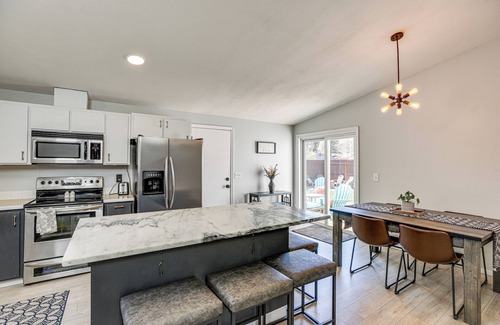 Orchard District House | Family-Friendly Home w/Fire Pit in Bend!