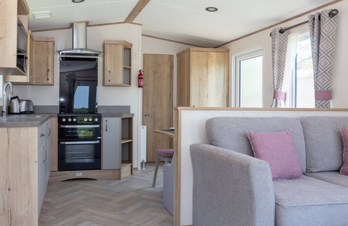 Widemouth Bay House | Family friendly Static Caravan (Blenheim) with Sea Views