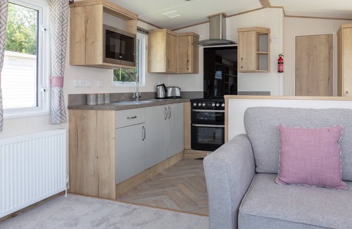 Widemouth Bay House | Family friendly Static Caravan (Blenheim) with Sea Views