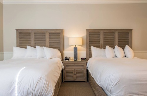 Santa Rosa Hotel | Family-Friendly Two Double Queen Suite Offering Wine Country Style + Comfort