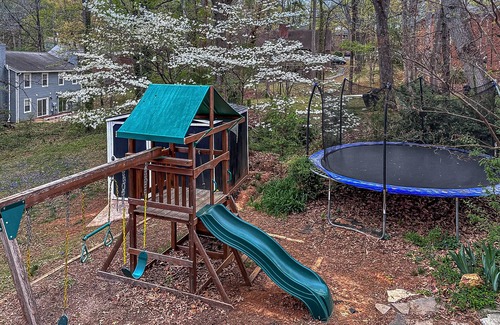 Charlottesville House | Family-Friendly Home Near UVA Toys, Trampoline, Pet-Friendly