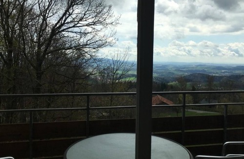 Geyersberg Apartment | Family-friendly vacation apartment (53 m²) with indoor pool and sauna in the building