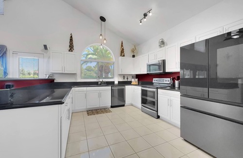 Superstition Springs House | Family Fun! Game Room, Heated Pool/Spa! Golf Views.