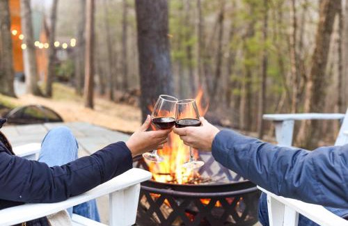 Basye House | Family Getaway 1 min to Bryce Resort KING Bed Fire Pit