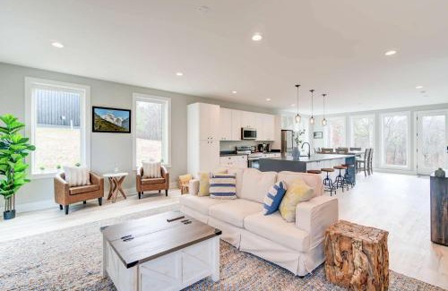 Basye House | Family Getaway 1 min to Bryce Resort KING Bed Fire Pit